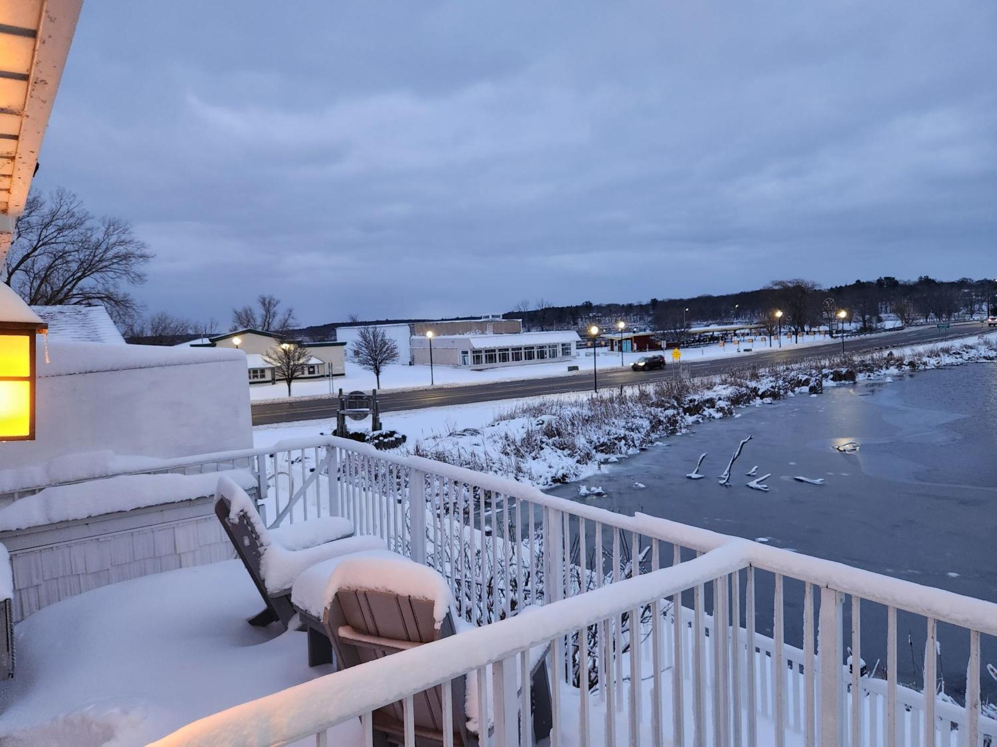 Weathervane Inn Montague Dış mekan fotoğraf